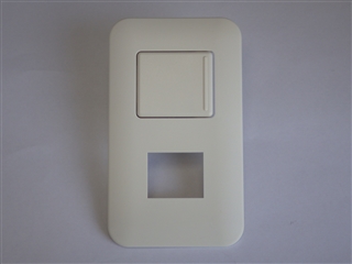 埋込E付化粧プレートアイボリー