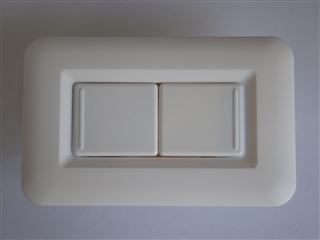 埋込W化粧プレートホワイト